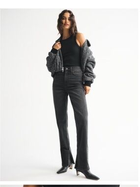 NWT Abercrombie 90s high rise straight washed black 26